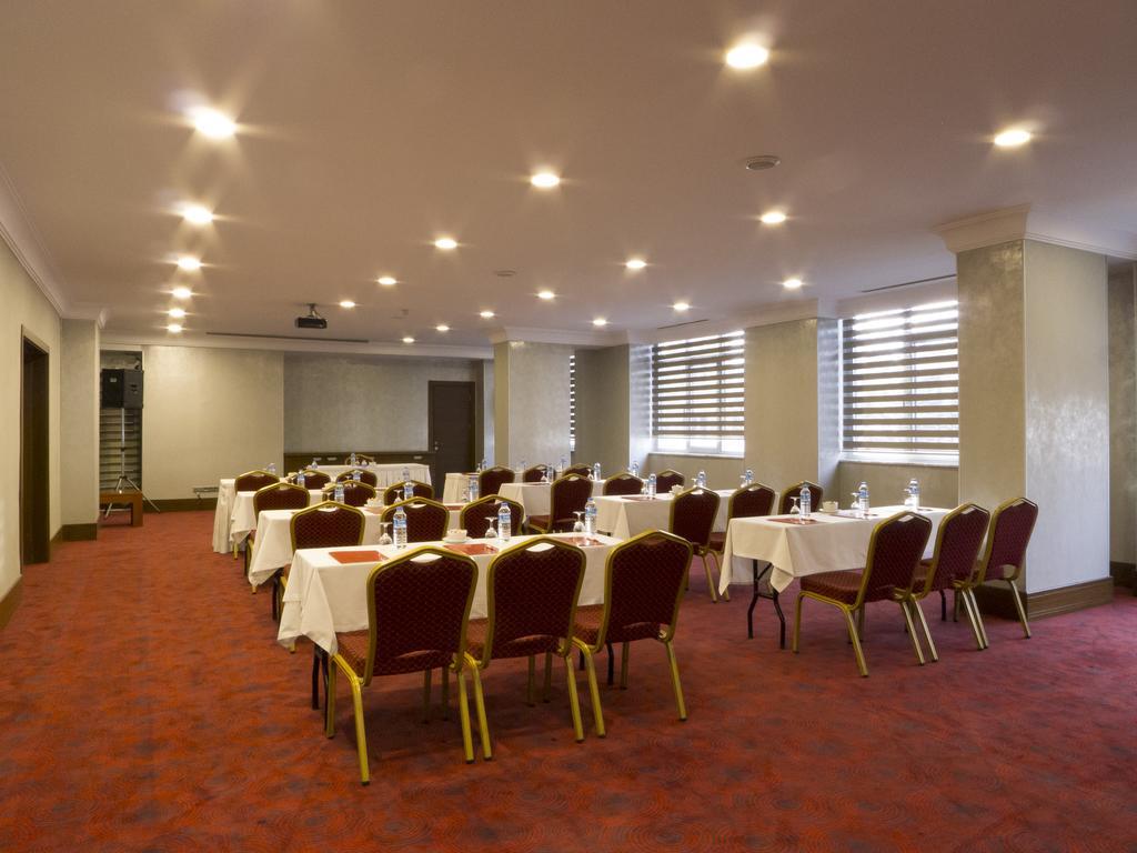Hotel Houston Ankara Bagian luar foto