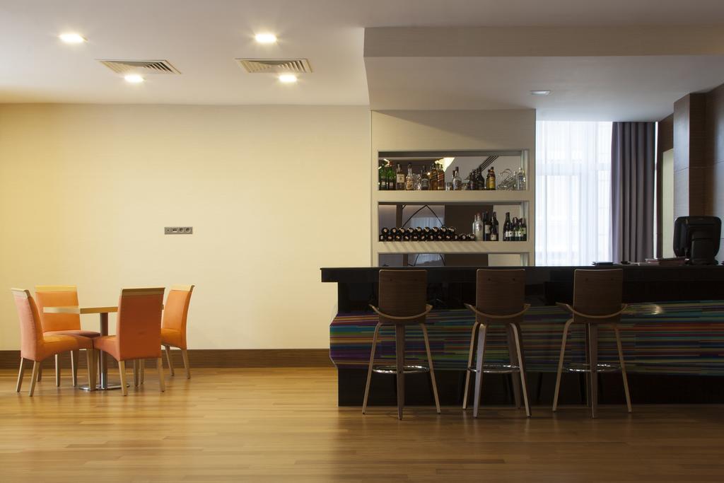Hotel Houston Ankara Bagian luar foto
